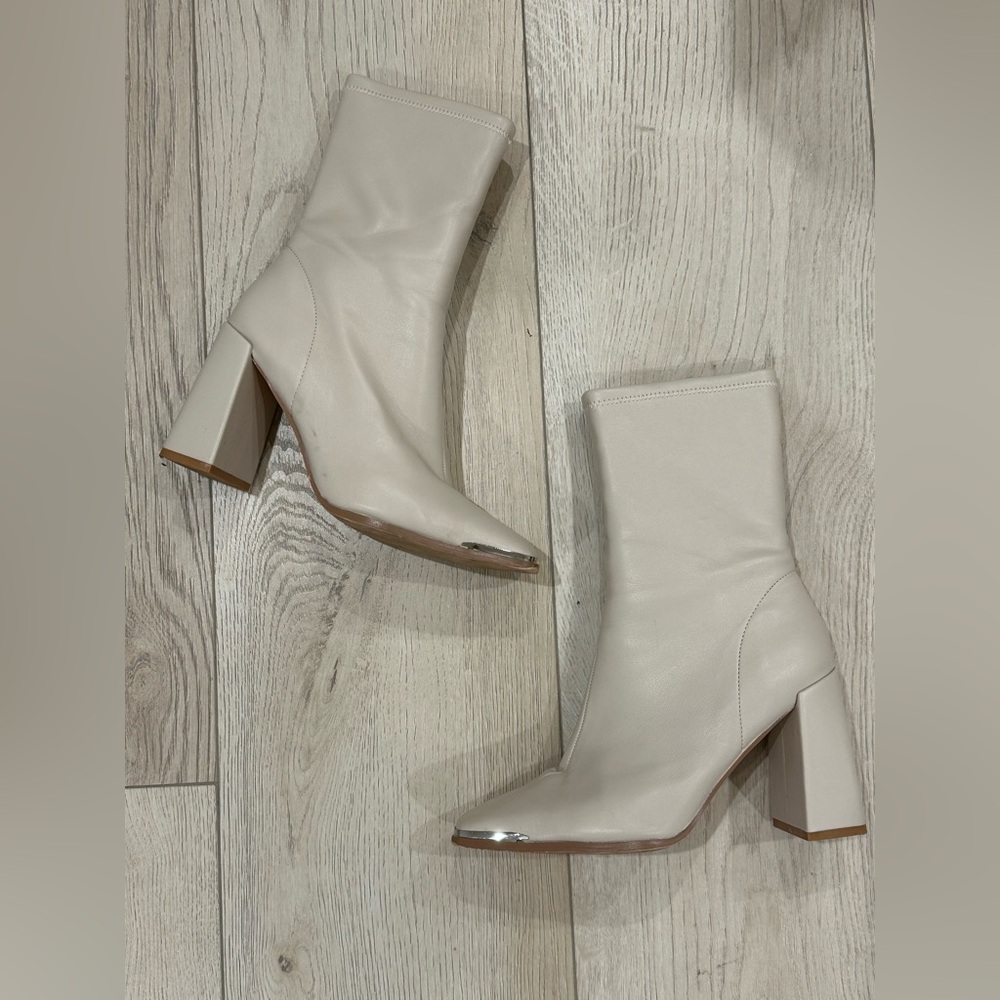 Chinese Laundry Cream Heeled Boots